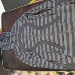 Lululemon lightweight sweatshirt